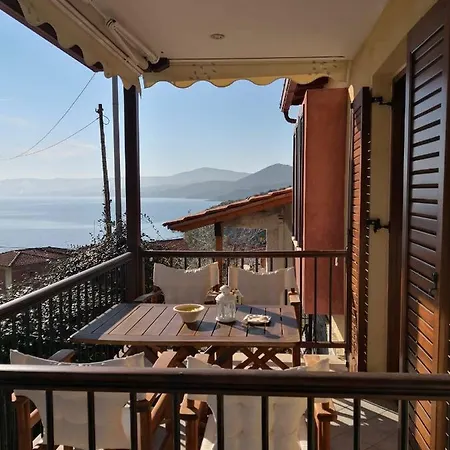 Vakantiehuis Charming House Pyrgadikia