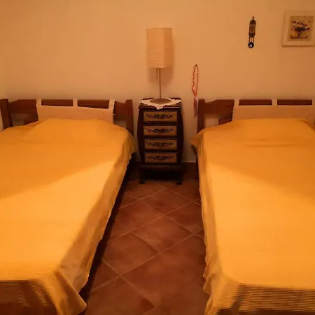 Сasa de vacaciones Charming House