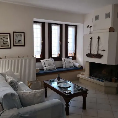 Сasa de vacaciones Charming House Pyrgadikia